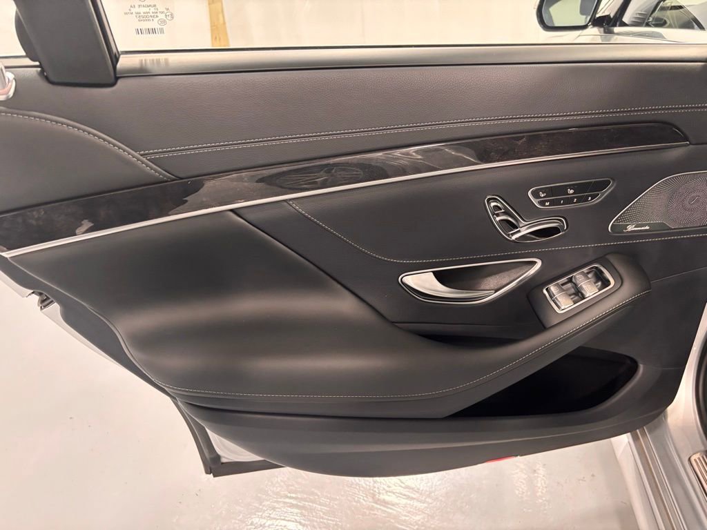 Used 2020 Mercedes-Benz S 560 4MATIC Sedan image 21