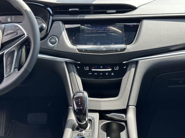New 2025 Cadillac XT5 Premium Luxury image 8