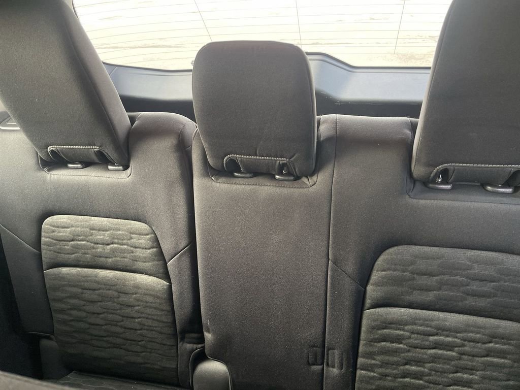 Used 2025 Nissan Pathfinder SV image 37