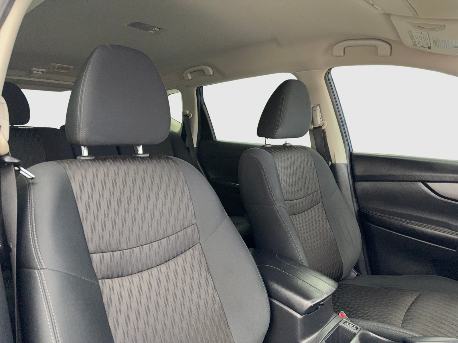 Used 2020 Nissan Rogue S w/ Special Edition Package FWD image 38