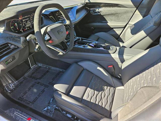 New 2025 Audi RS e-tron GT performance image 3