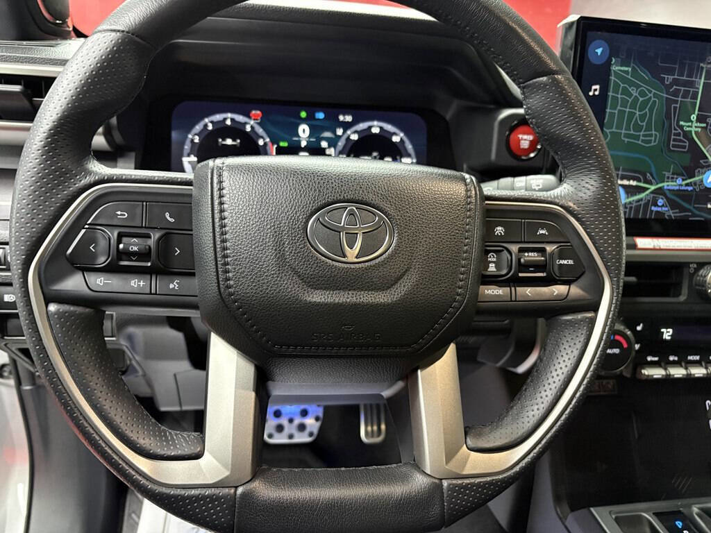 Used 2025 Toyota 4Runner TRD Sport Premium image 16