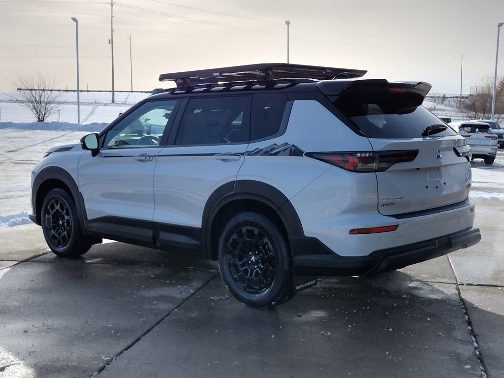New 2026 Mitsubishi Outlander AWD image 19