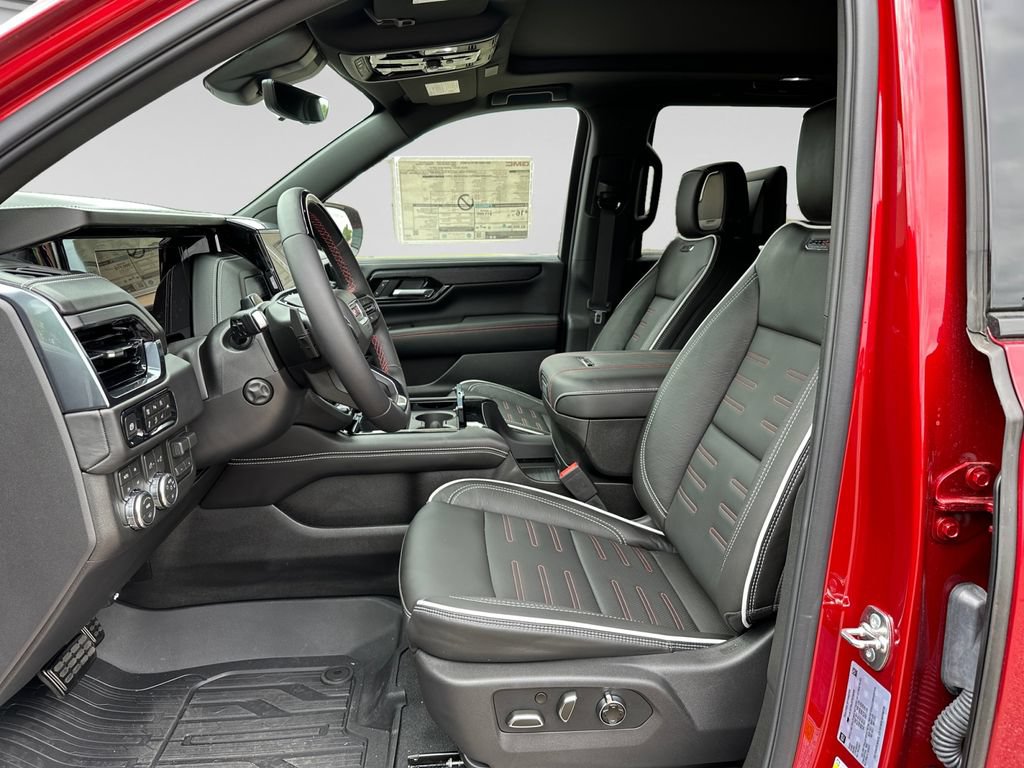 New 2026 GMC Yukon AT4 Ultimate w/ LPO, Floor Liner Package AWD/4WD image 13