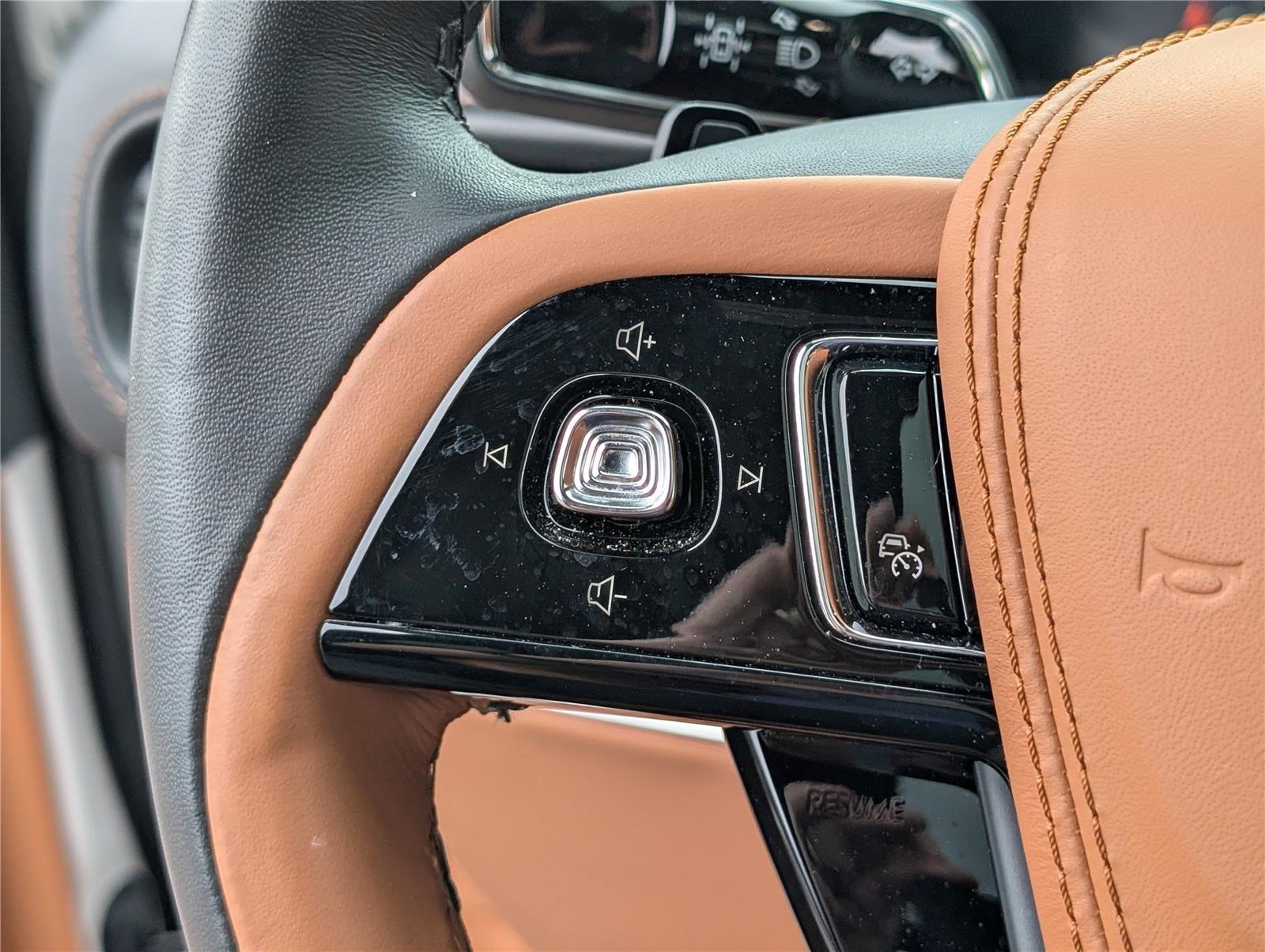 Used 2024 Lincoln Aviator Black Label w/ Jet Package AWD/4WD image 25