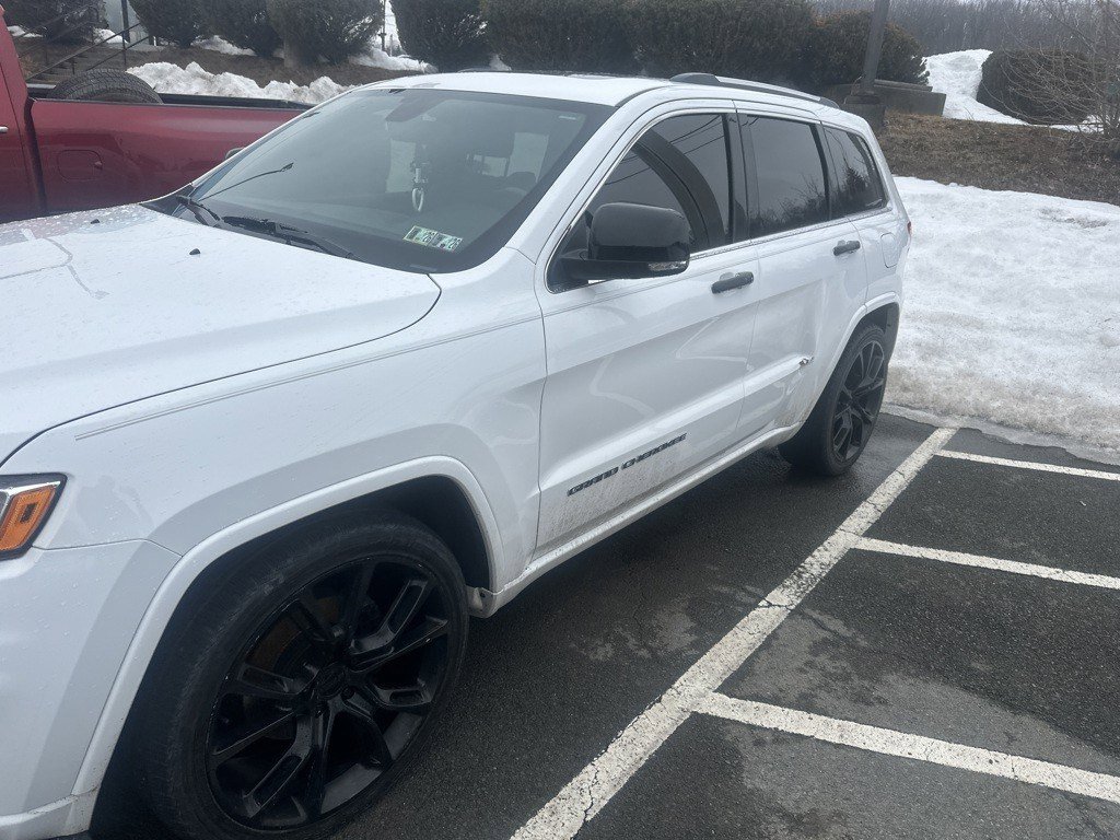 Used 2020 Jeep Grand Cherokee Overland video 3