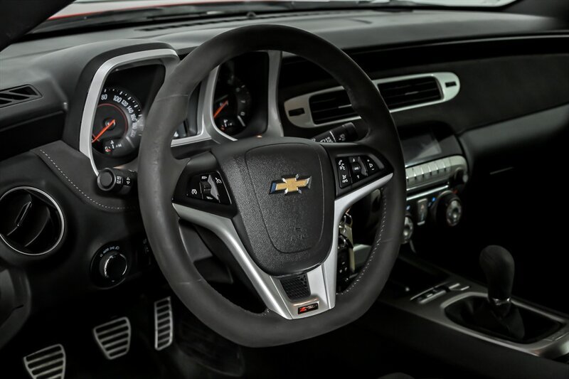 Used 2015 Chevrolet Camaro Z/28 RWD image 20