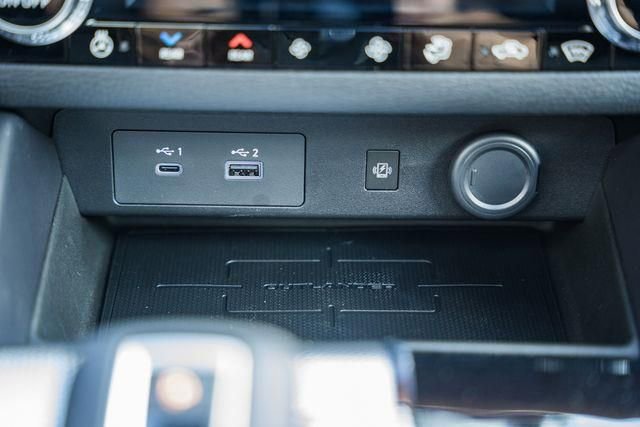 New 2025 Mitsubishi Outlander SEL image 24