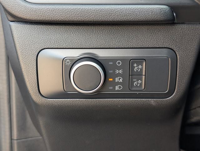 Used 2022 Ford Escape SE FWD image 20