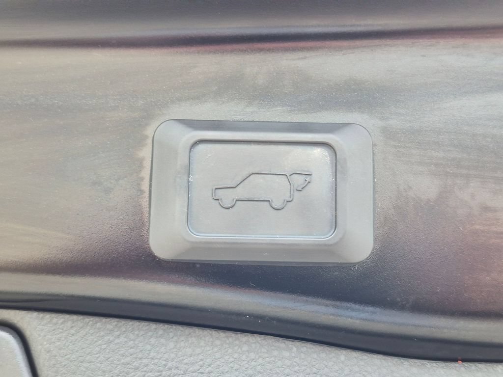 Used 2023 Toyota RAV4 XLE w/ Convenience Package AWD/4WD image 31