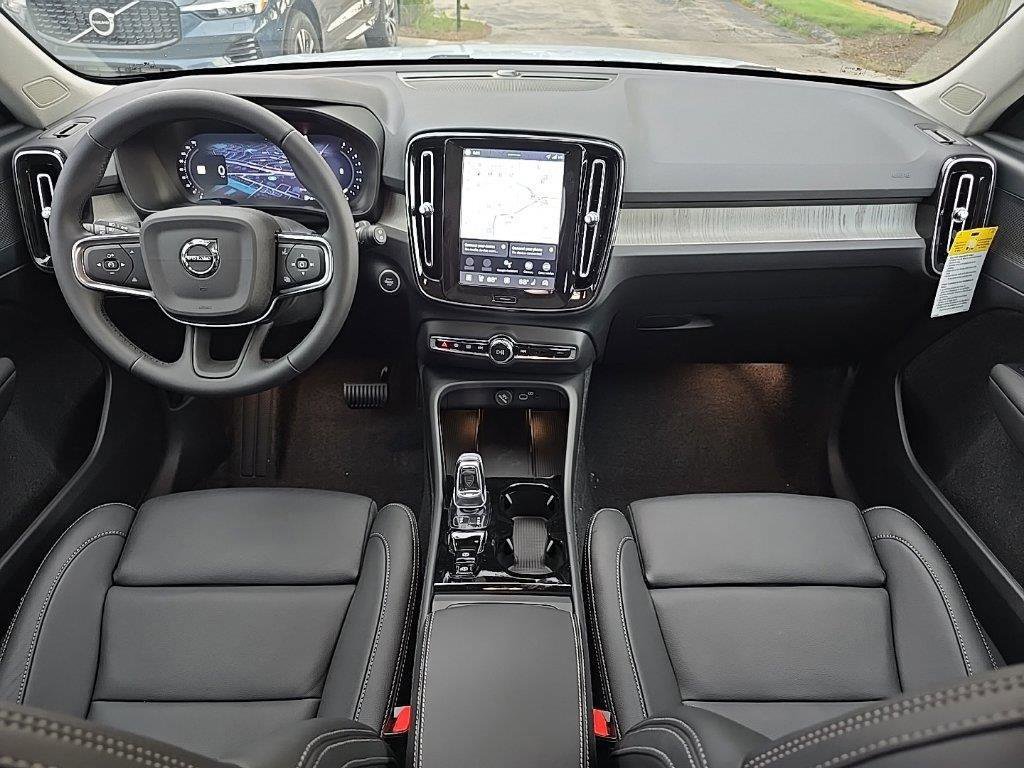New 2026 Volvo XC40 B5 Plus w/ Protection Package Premier AWD/4WD image 9