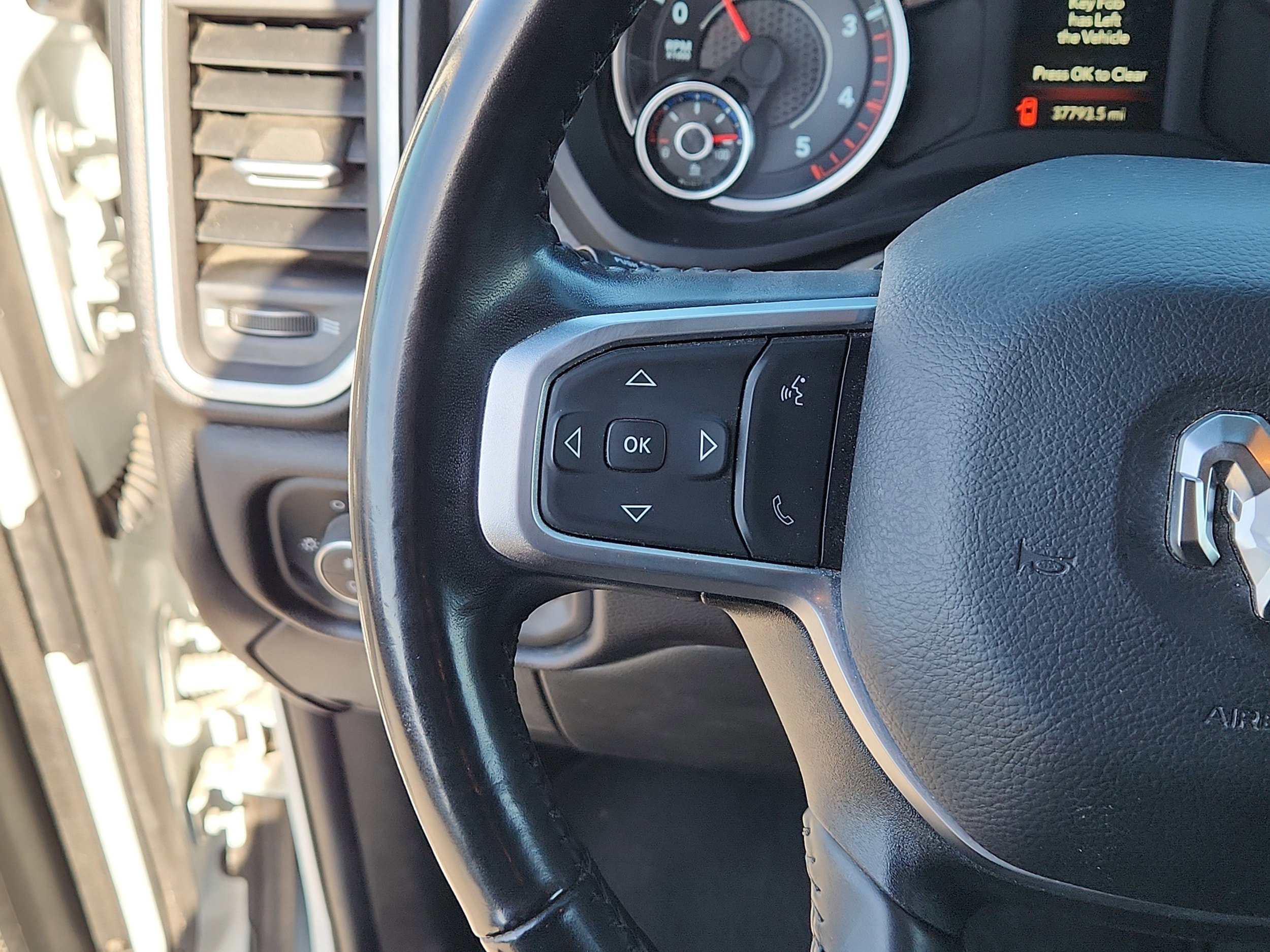 Used 2024 RAM 2500 Big Horn AWD/4WD image 16