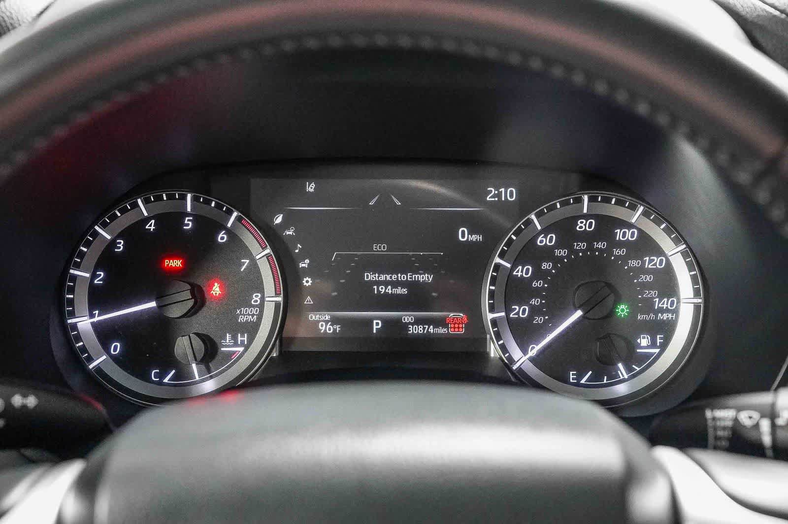 Used 2025 Toyota Highlander LE FWD image 24
