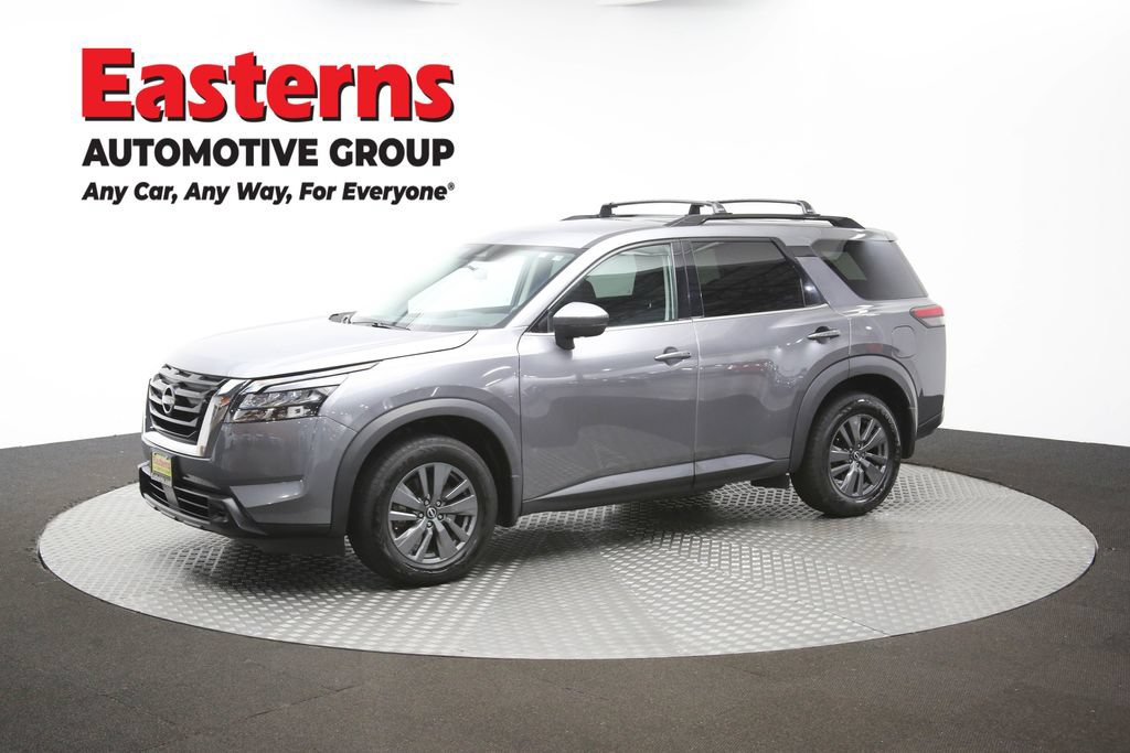 Used 2024 Nissan Pathfinder SV AWD/4WD image 55