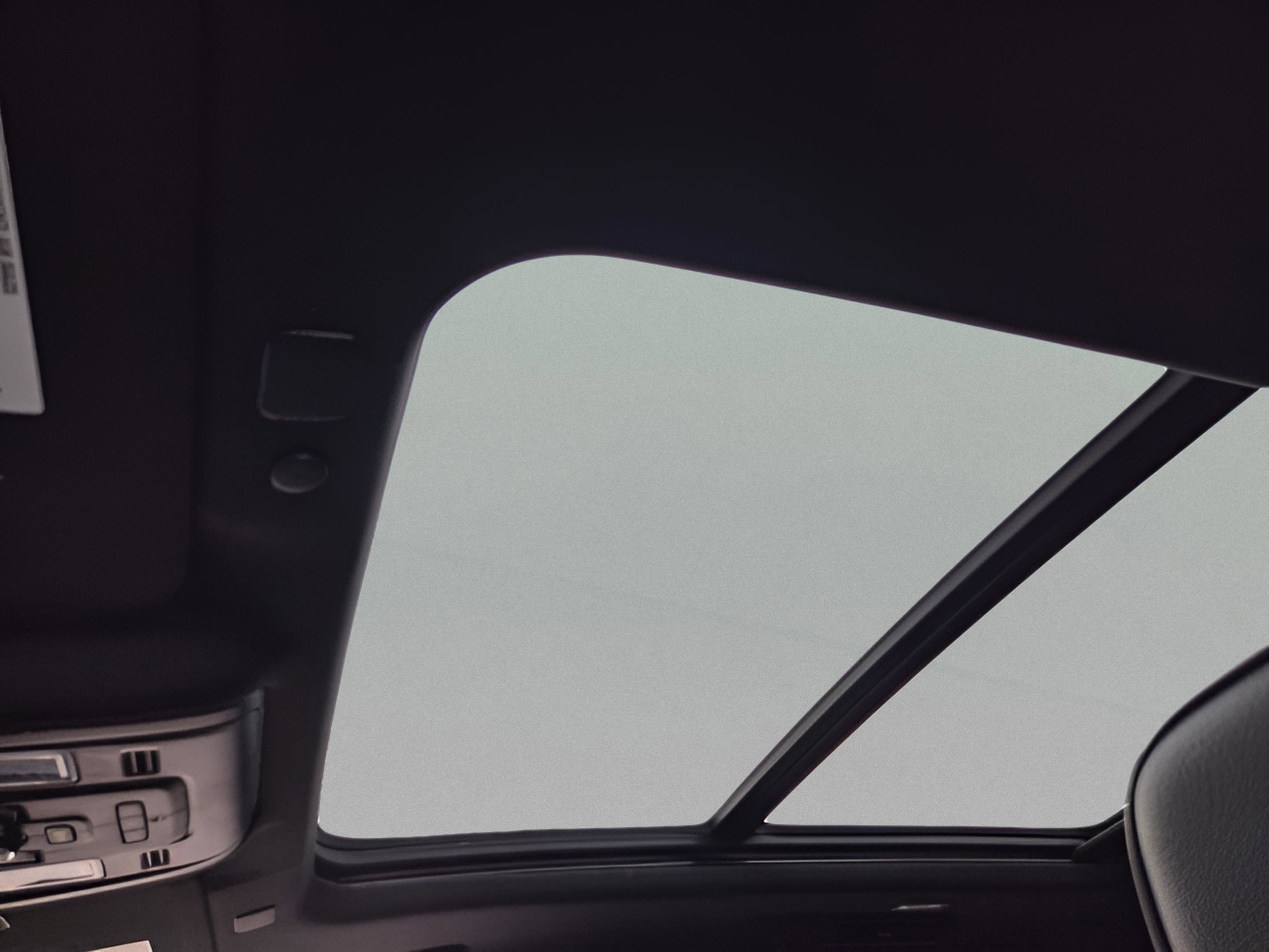 Used 2024 GMC Yukon XL Denali w/ Max Trailering Package image 15