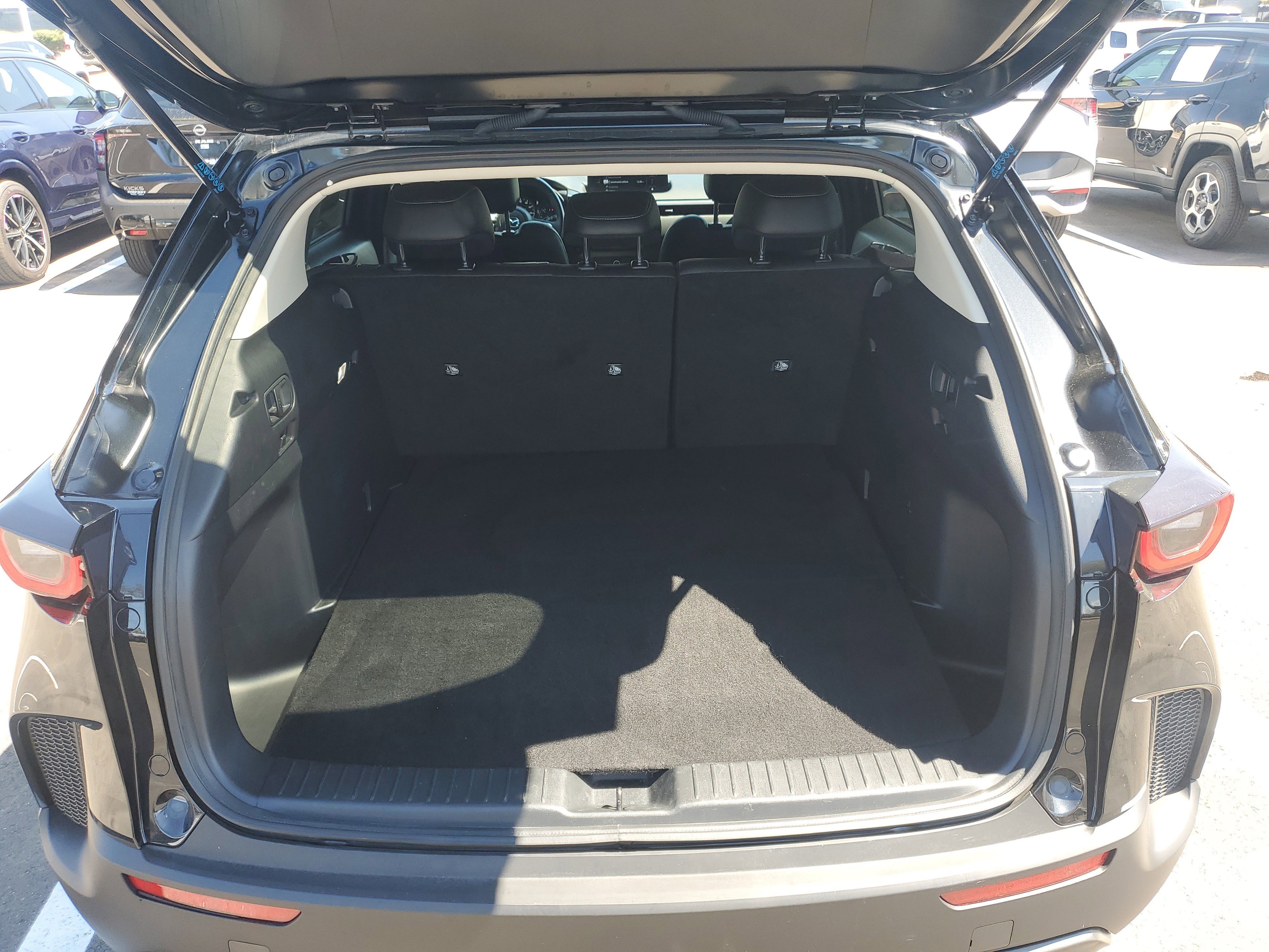 Used 2025 MAZDA CX-50 AWD 2.5 S w/ Select Package image 8