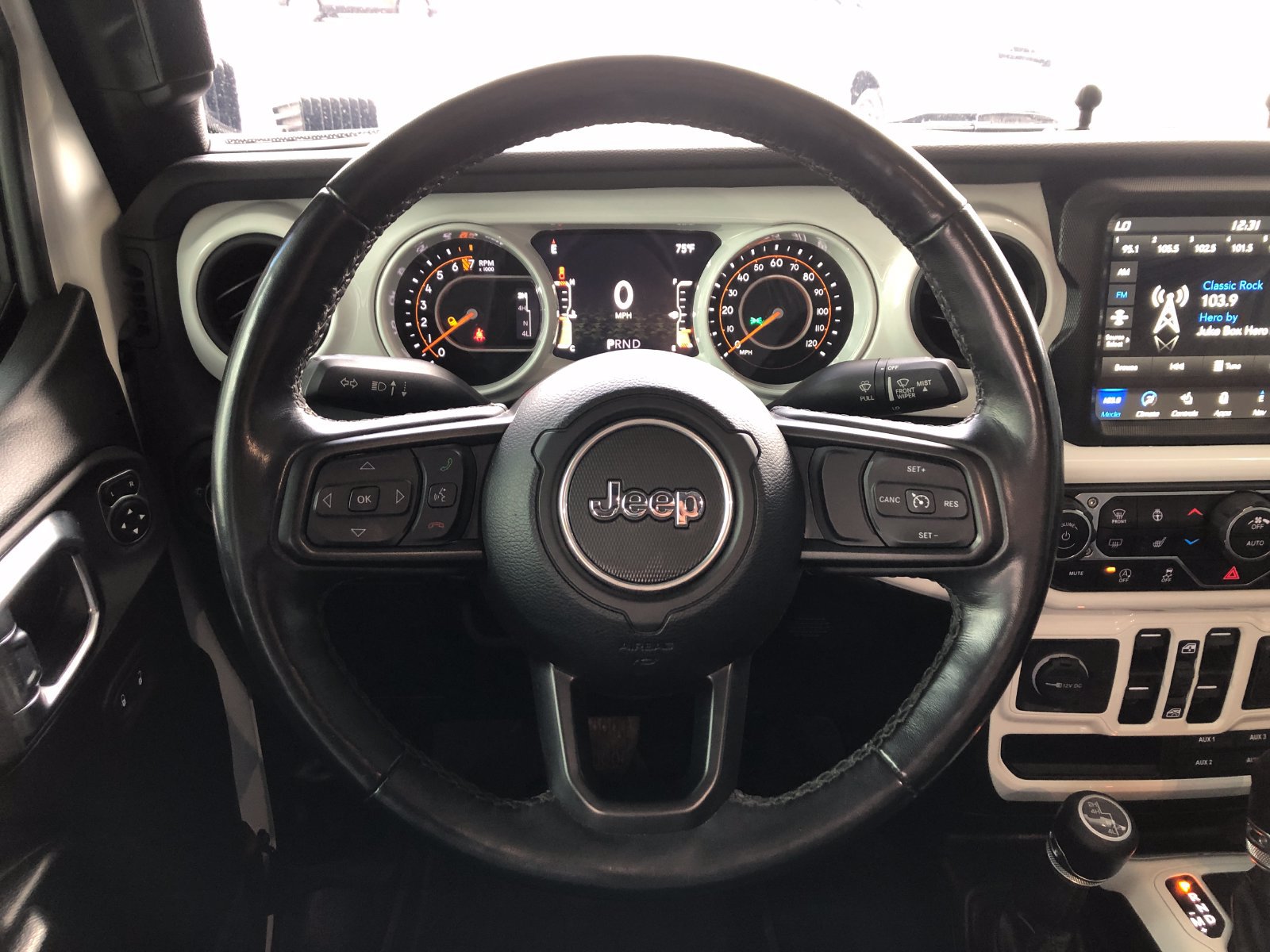 Used 2021 Jeep Gladiator Sport AWD/4WD image 14