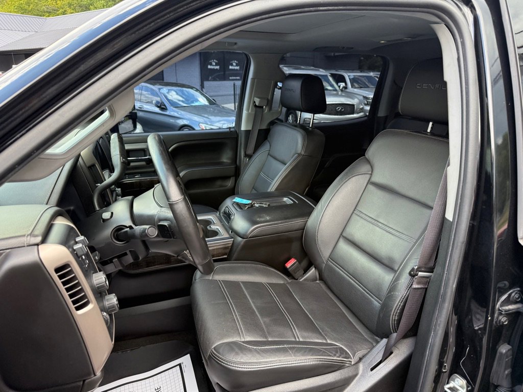 Used 2015 GMC Sierra 2500 Denali w/ Duramax Plus Package image 56