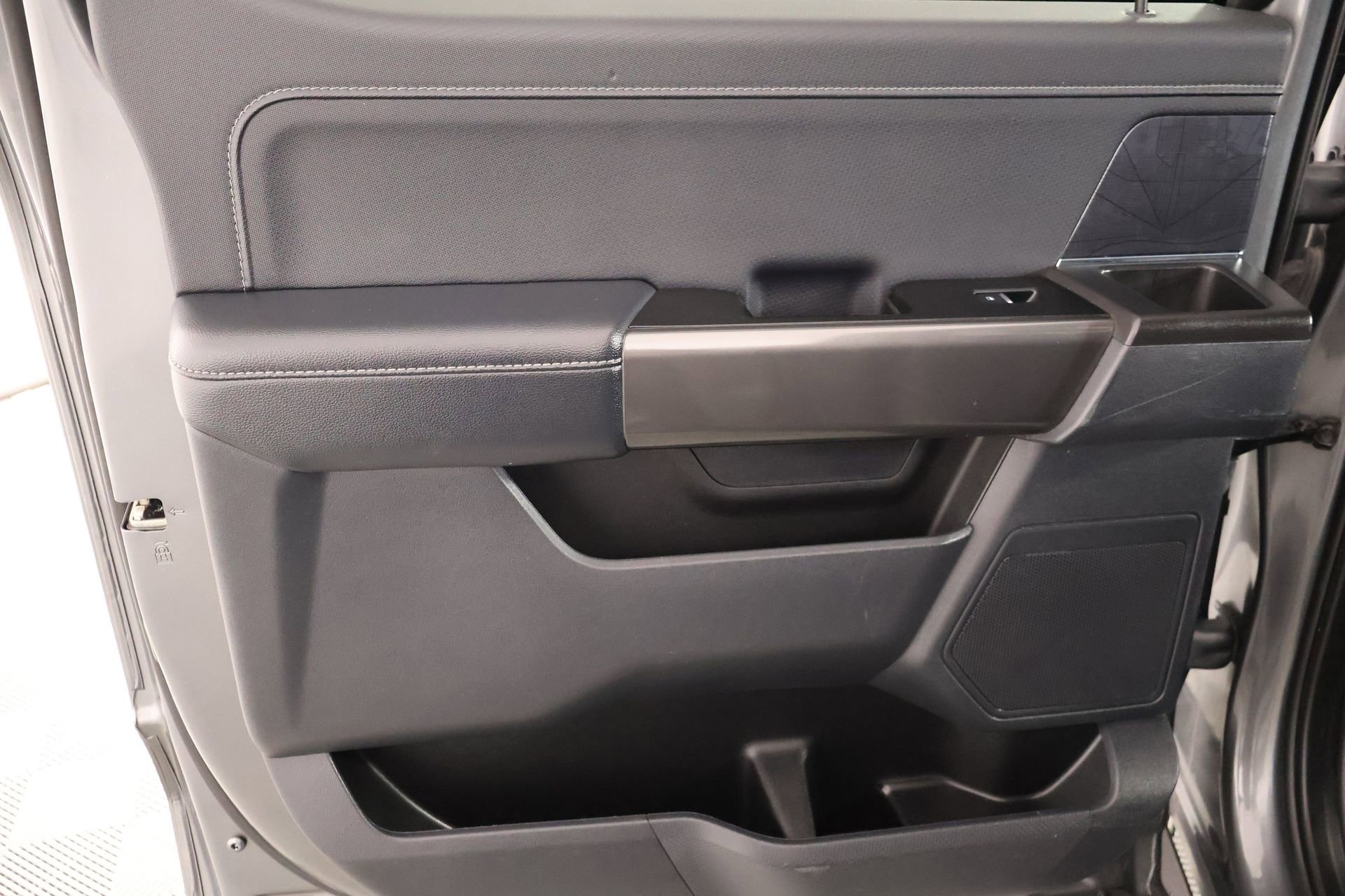 Used 2023 Ford F150 XLT w/ Equipment Group 302A High image 18