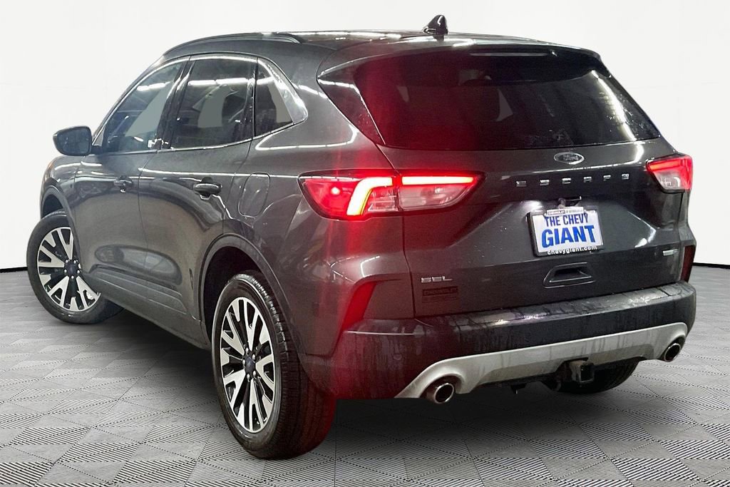 Used 2020 Ford Escape SEL image 4
