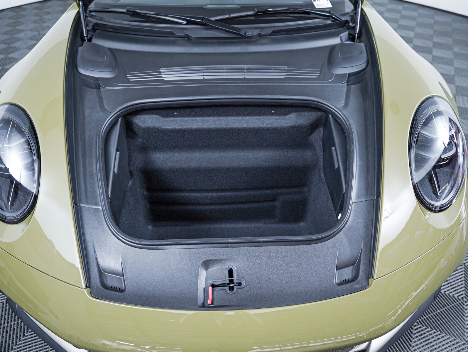 New 2026 Porsche 911 GTS RWD image 13