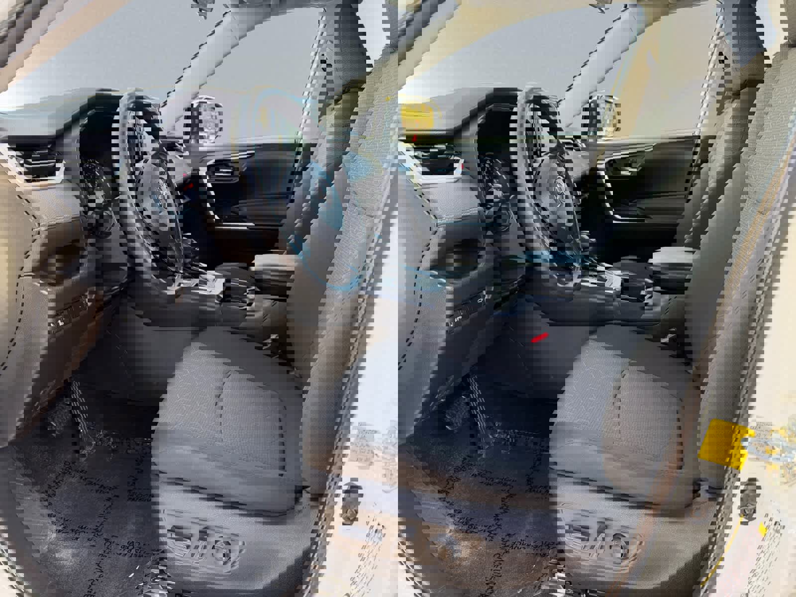 Used 2021 Toyota RAV4 XLE image 6