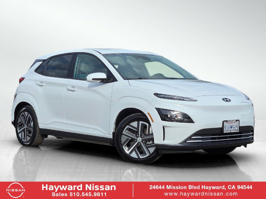 Used 2023 Hyundai Kona SEL FWD image 1