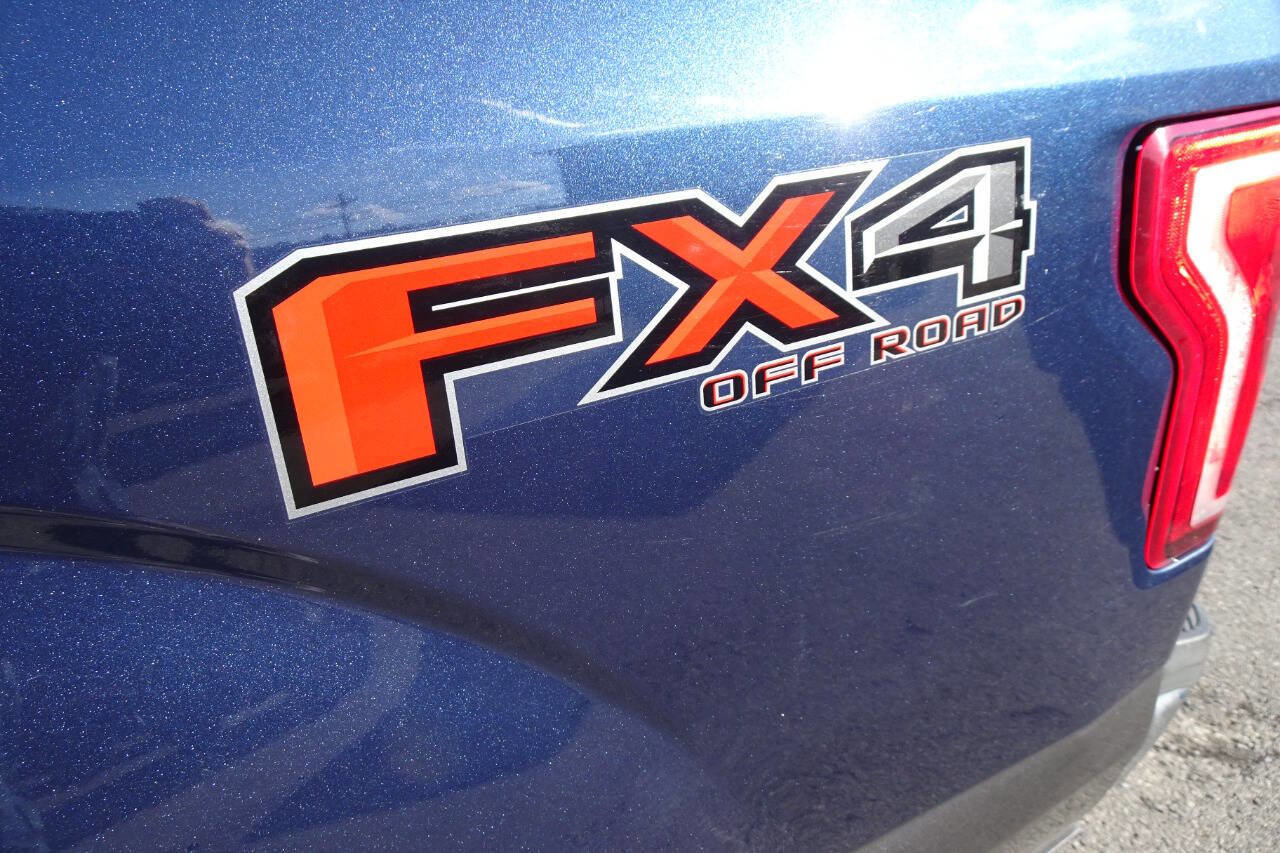 Used 2015 Ford F150 XLT w/ Equipment Group 302A Luxury AWD/4WD image 11