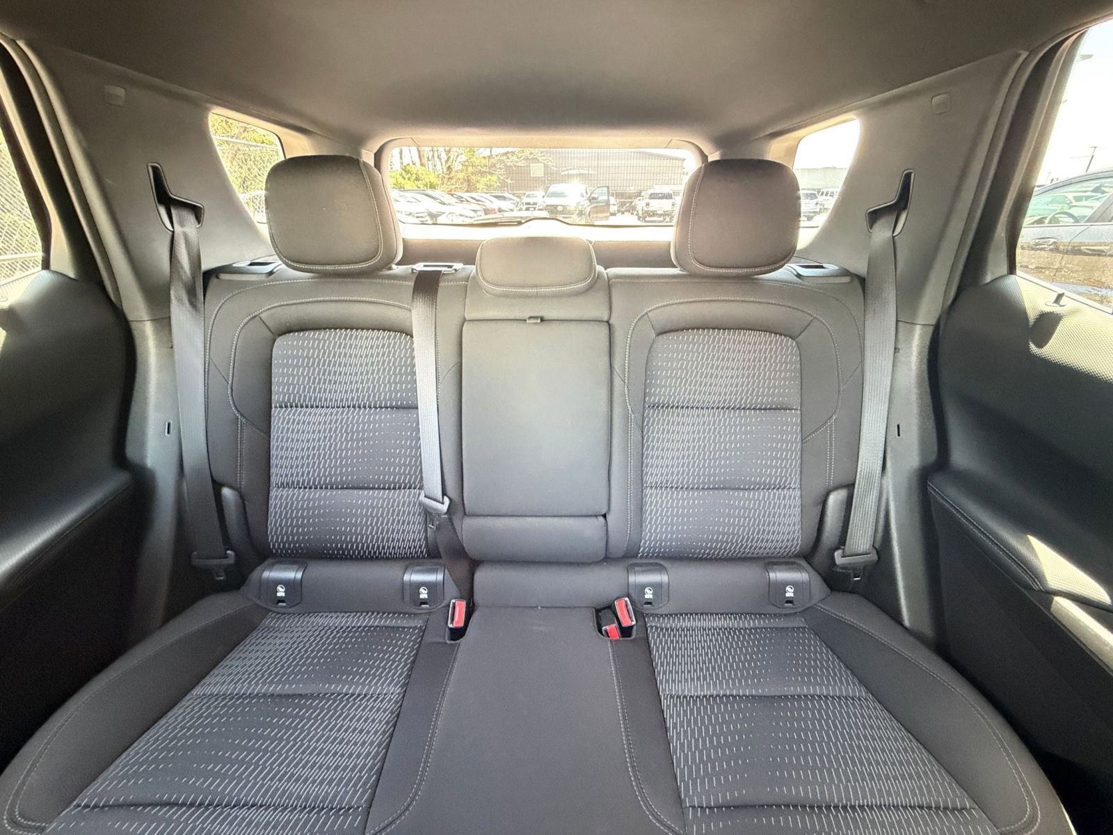 Used 2025 Chevrolet Equinox LT AWD/4WD image 37