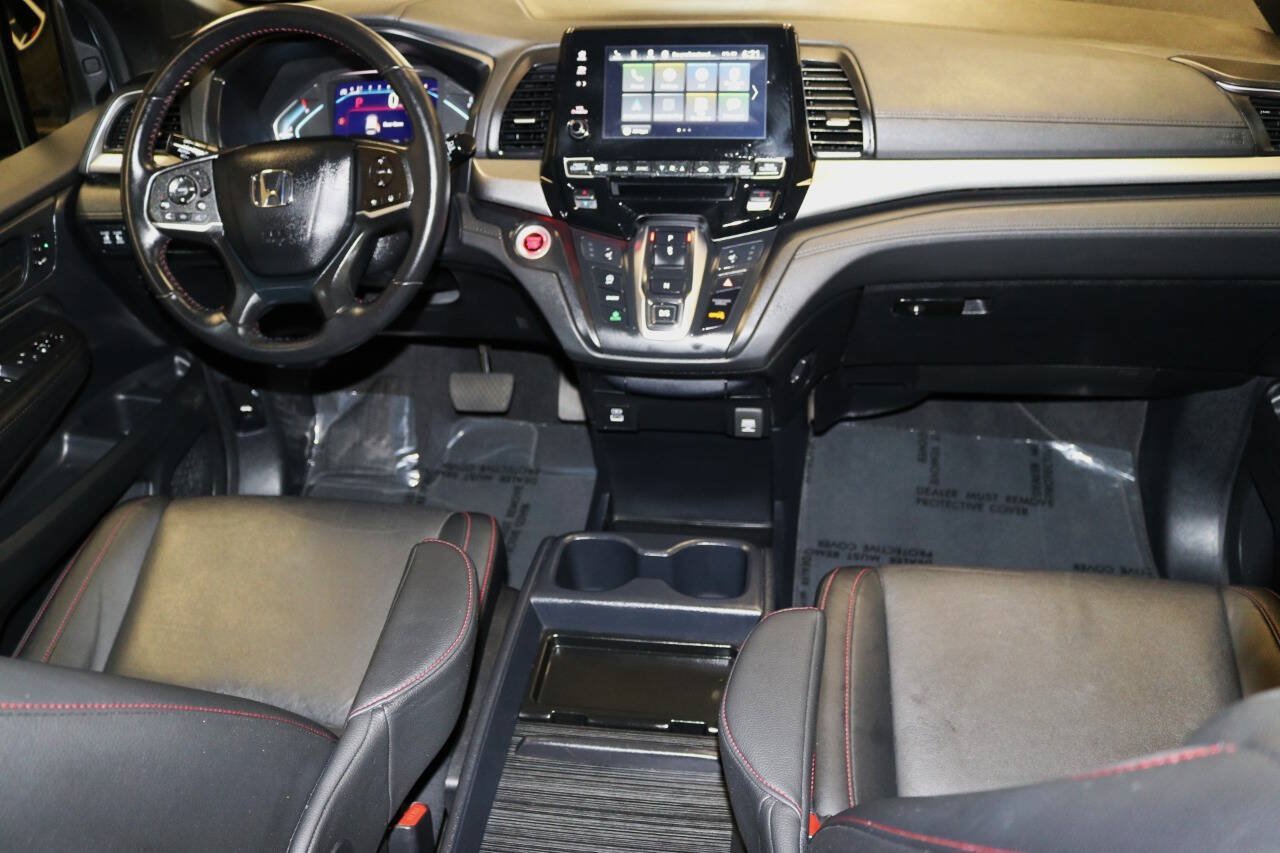 Used 2024 Honda Odyssey Sport image 19