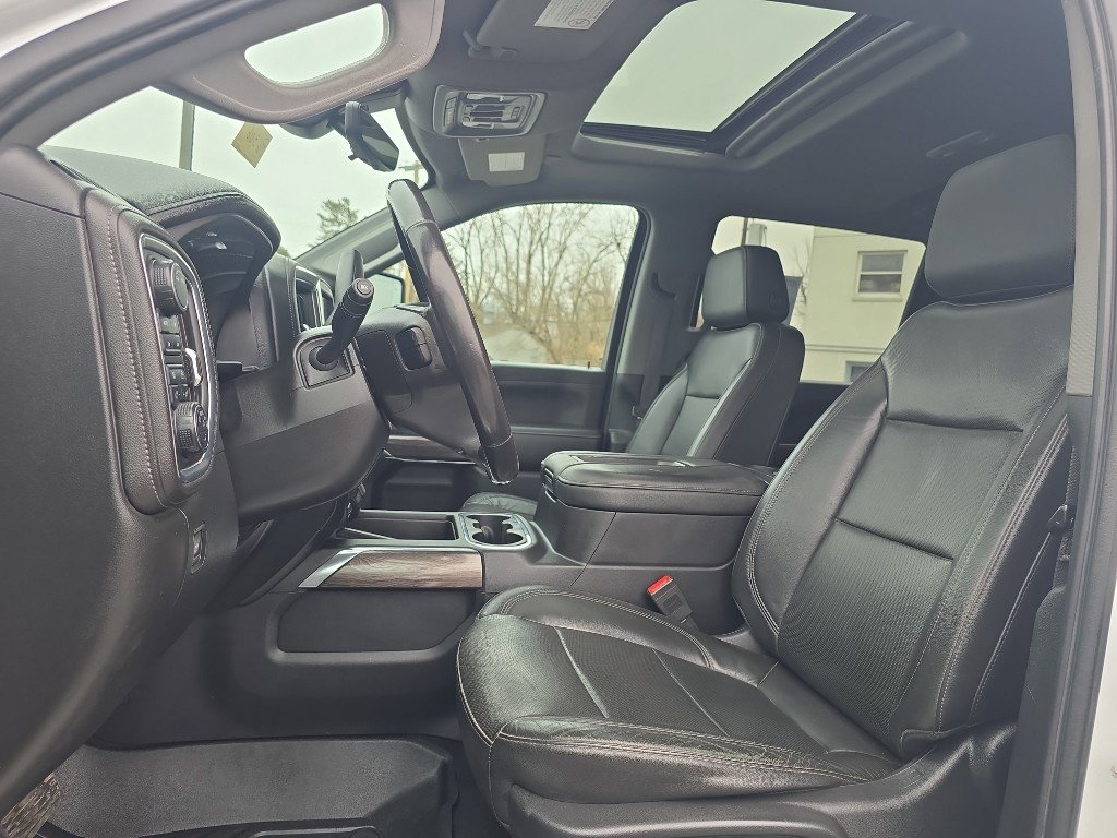 Used 2020 Chevrolet Silverado 3500 LTZ w/ LTZ Premium Package image 16