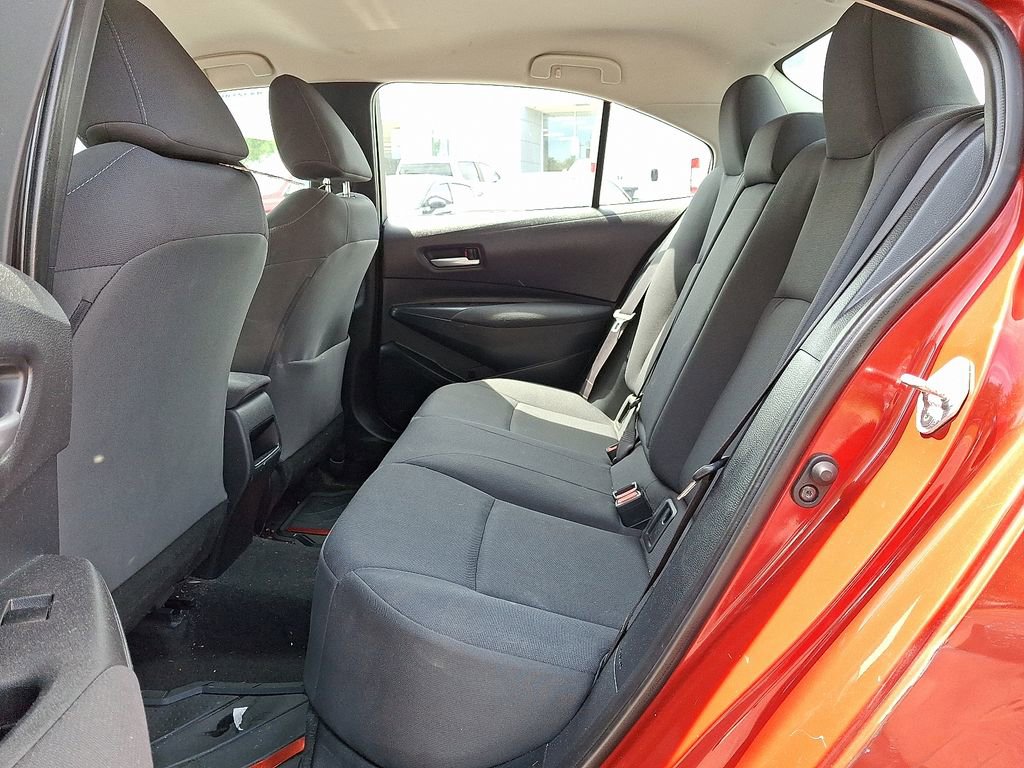 Used 2021 Toyota Corolla LE FWD image 8