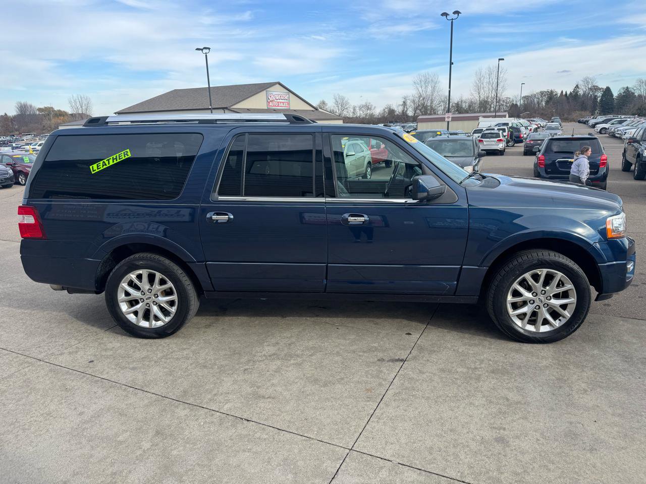 Used 2017 Ford Expedition EL Limited w/ Equipment Group 301A image 4