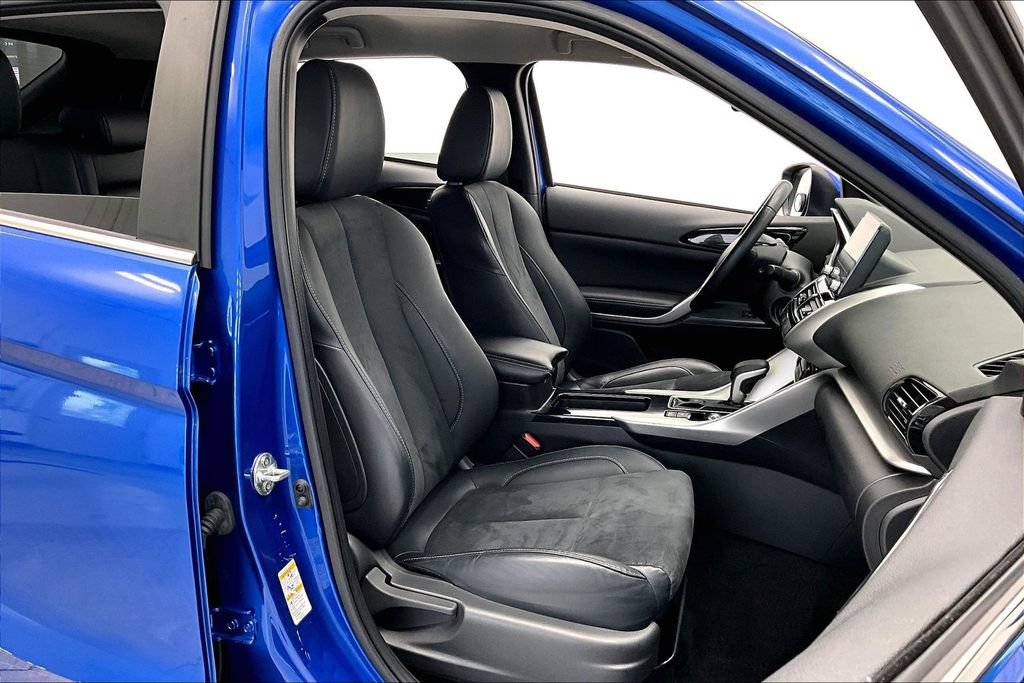 Used 2022 Mitsubishi Eclipse Cross AWD image 7