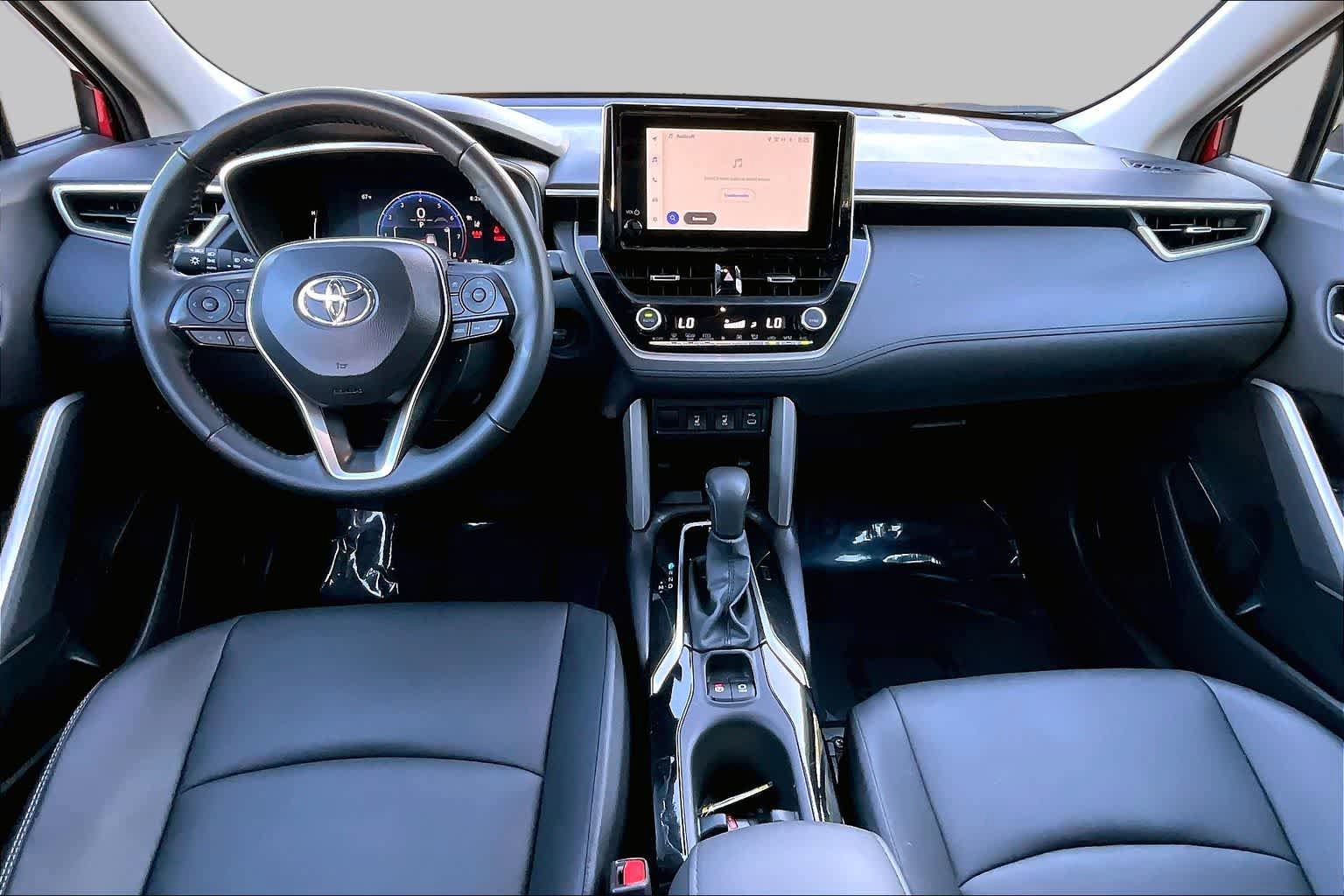 Certified 2025 Toyota Corolla Cross XLE AWD/4WD image 15