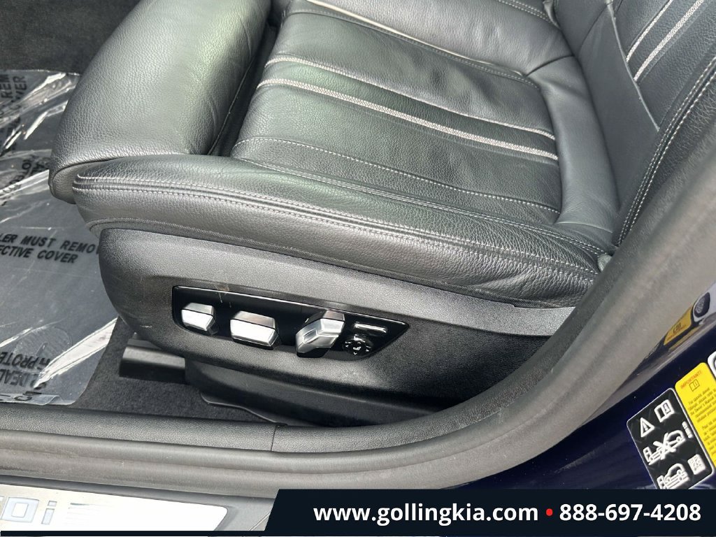 Used 2022 BMW M550i xDrive w/ Premium Package AWD/4WD image 18