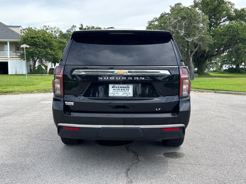 Used 2021 Chevrolet Suburban LT AWD/4WD image 6