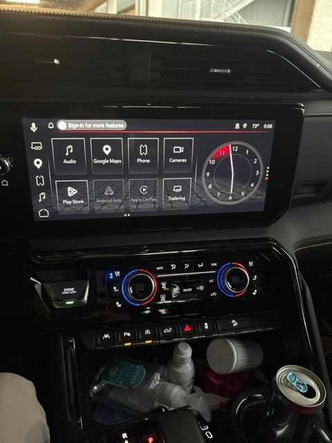Used 2023 GMC Sierra 1500 AT4 w/ Technology Package AWD/4WD image 9