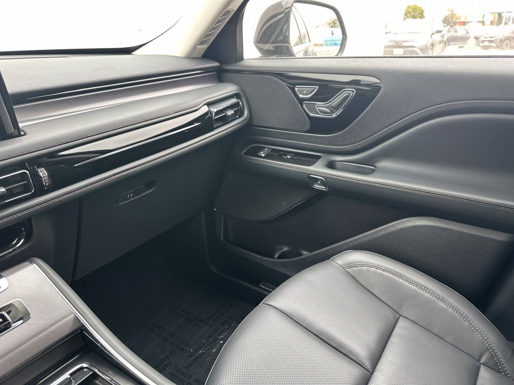 New 2026 Lincoln Aviator AWD image 54