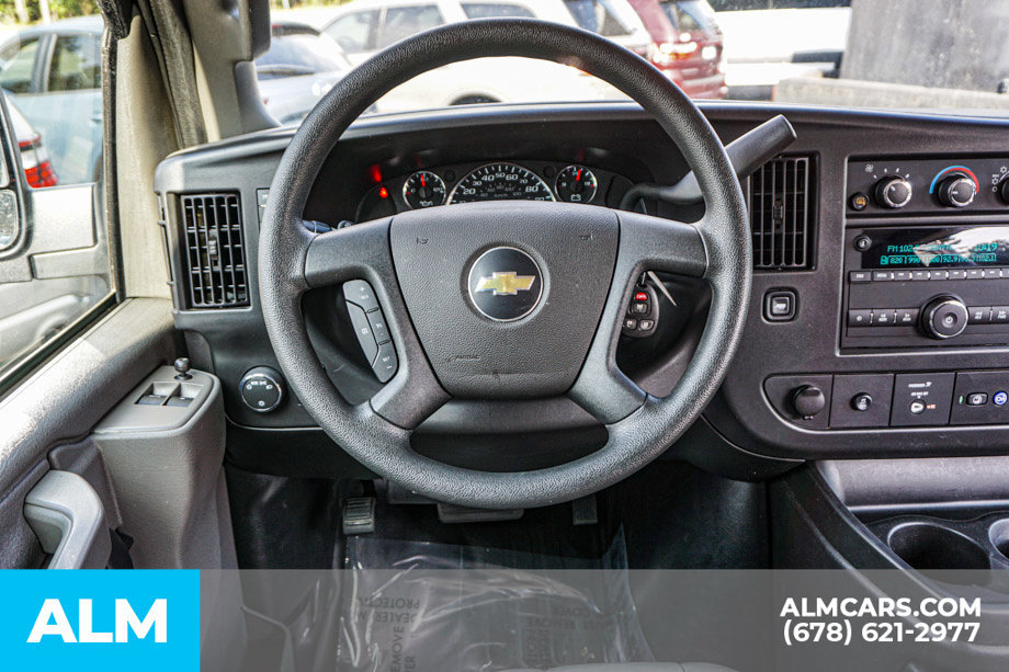 Used 2025 Chevrolet Express 3500 Extended w/ Driver Convenience Package RWD image 30
