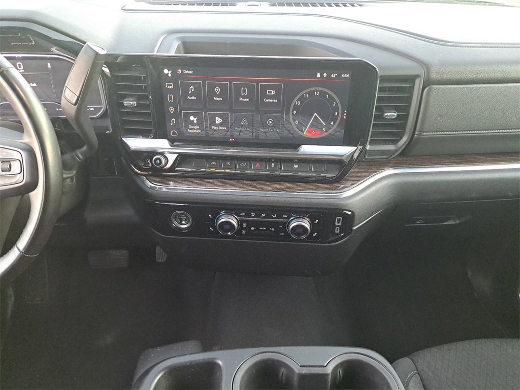 Used 2024 GMC Sierra 1500 SLE image 11