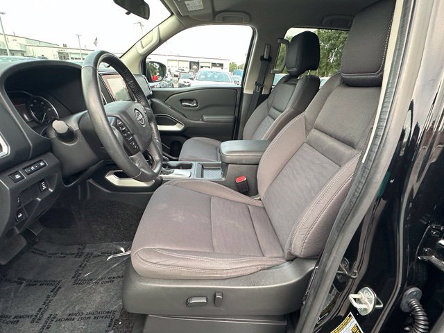 Used 2022 Nissan Frontier SV AWD/4WD image 16