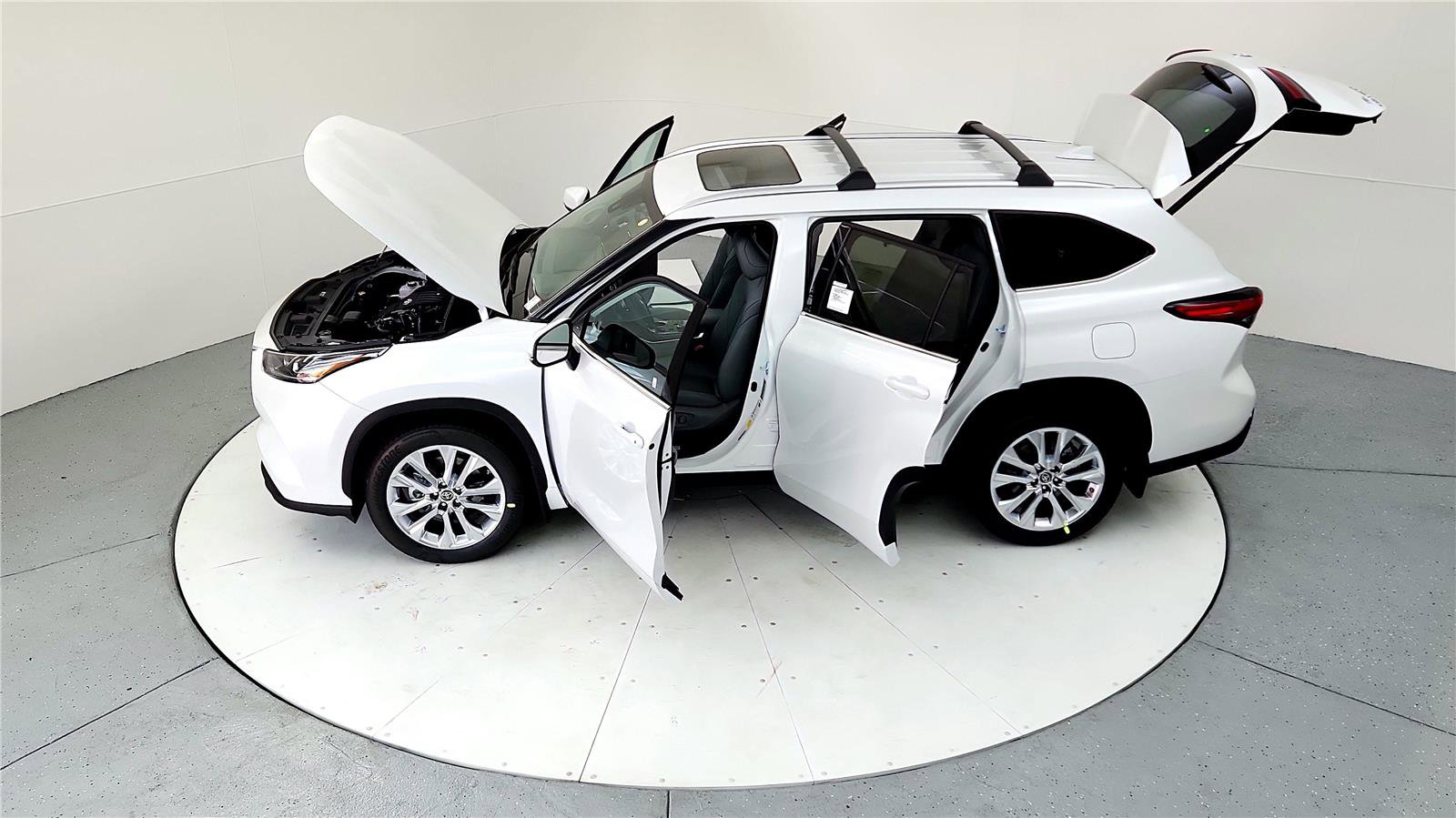 Used 2023 Toyota Highlander Limited image 24