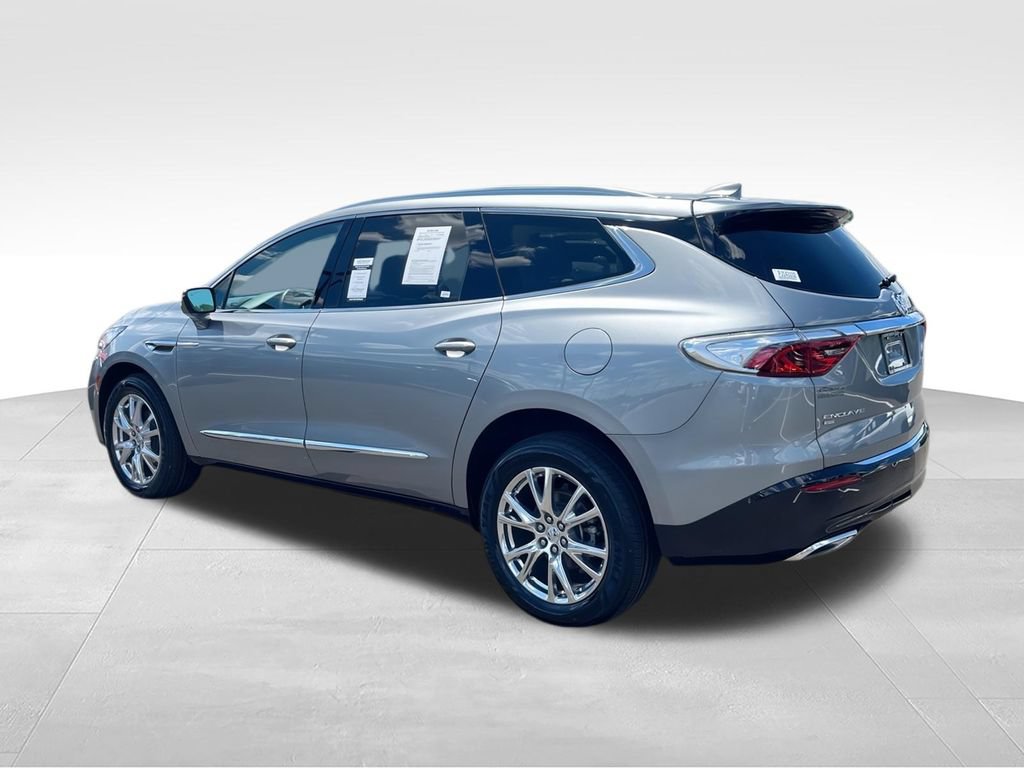 Used 2023 Buick Enclave Essence w/ Experience Buick Package AWD/4WD image 2