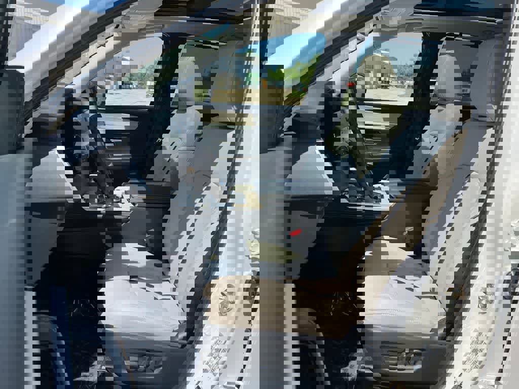 Used 2025 MAZDA CX-90 Plug-In Hybrid w/Premium Sport image 12