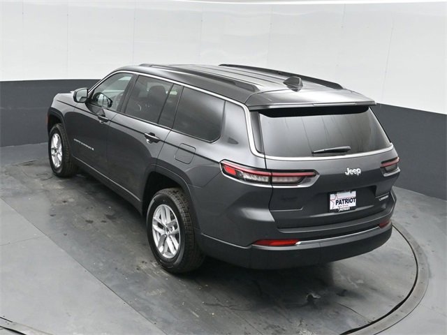 New 2025 Jeep Grand Cherokee L Laredo image 35