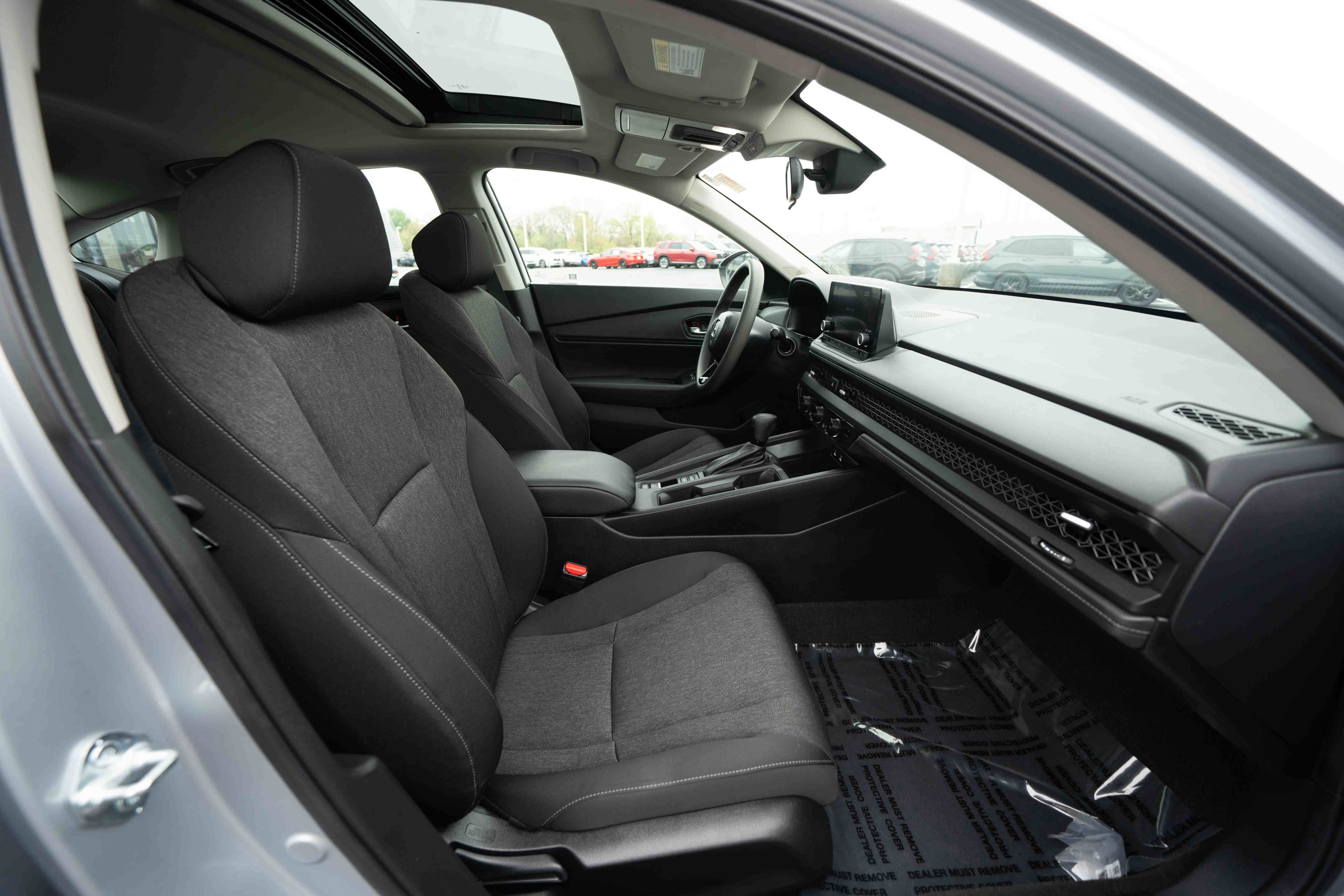 Certified 2025 Honda Accord SE image 26