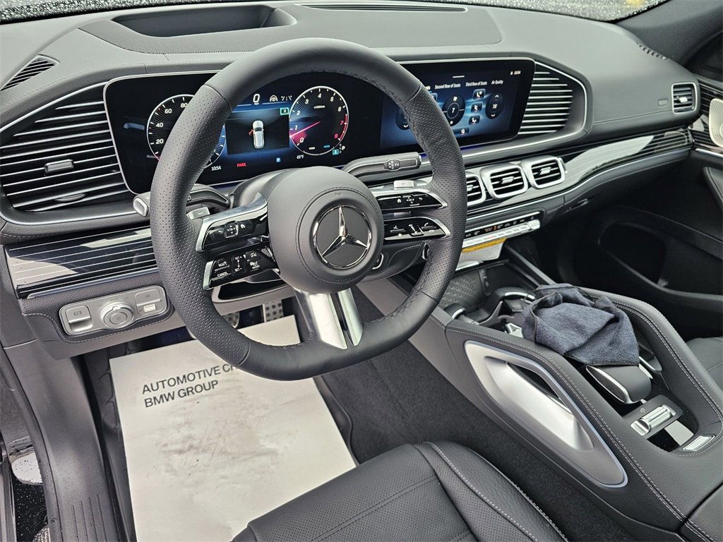 New 2026 Mercedes-Benz GLS 580 4MATIC image 15