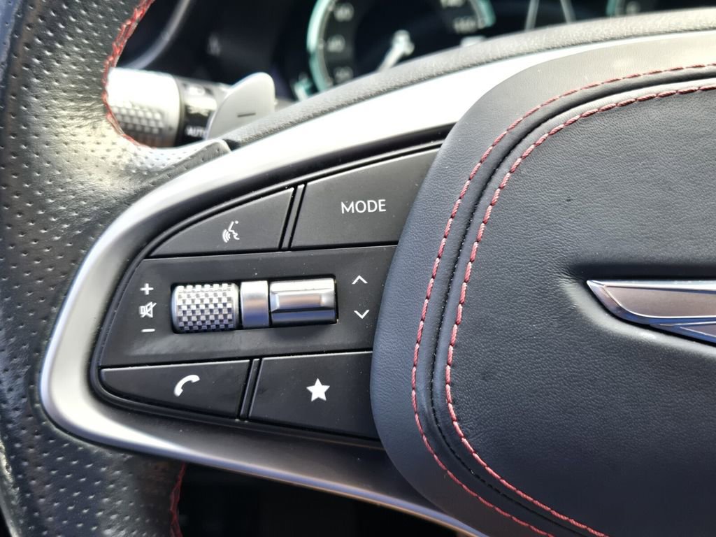 Used 2023 Genesis GV70 2.5T w/ Sport Prestige Package image 23