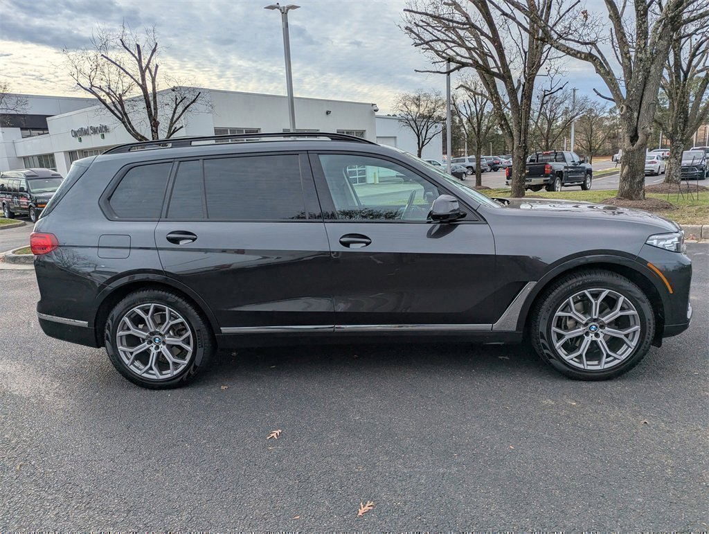 Used 2021 BMW X7 xDrive40i w/ Executive Package image 9
